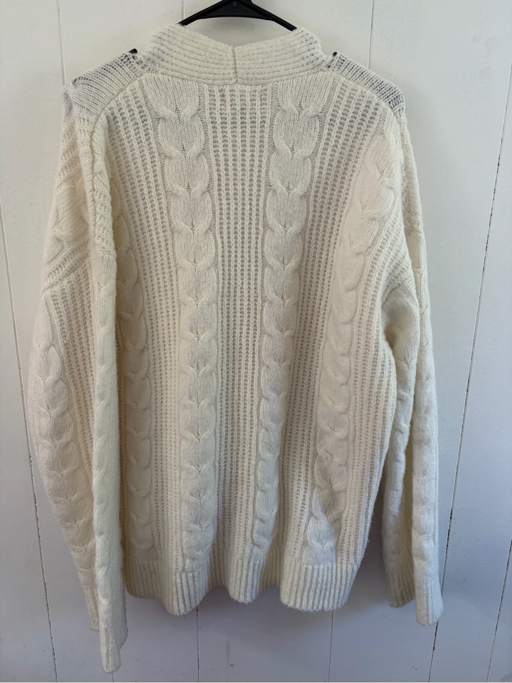 Universal Thread Cream Cable-Knit Women’s Sweater Cardigan - Picture 2 of 4